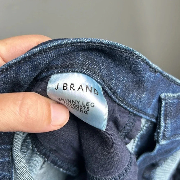 J Brand Skinny Leg Jeans | J Brand Jeans | J Brand Skinny Jeans | Size 26 Jeans - Picture 7 of 8